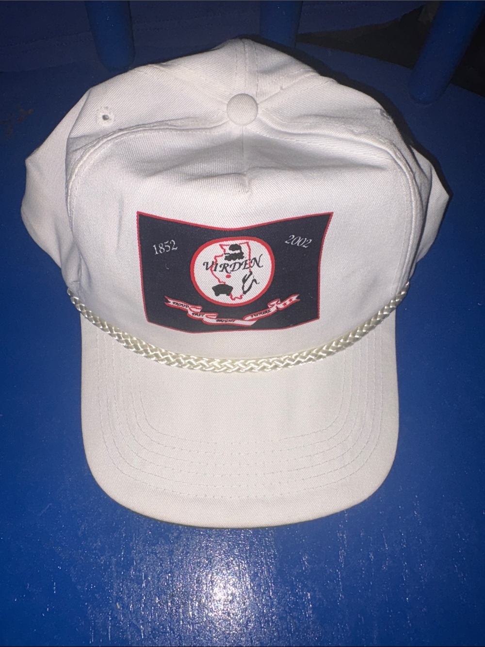 Golf Hat Virden, With White Embroidered Crest Rope, SnapBack Adjustable